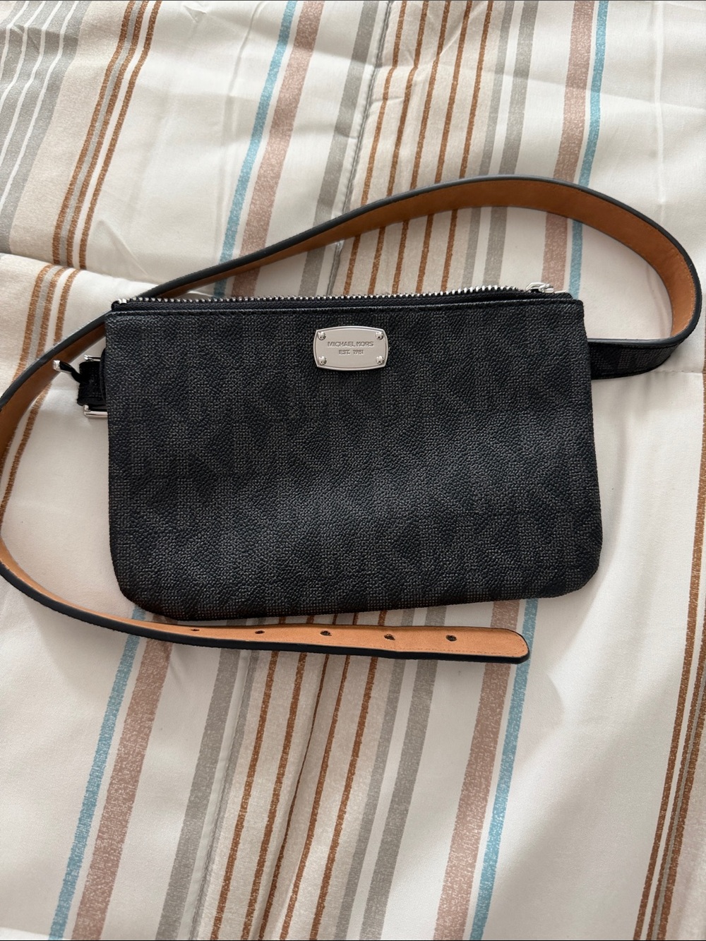 Michael Kors Black Signature wallet